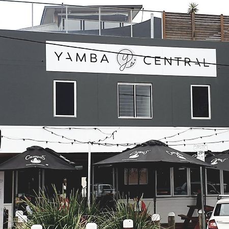 Yamba Central Hotel&Backpackers Bagian luar foto